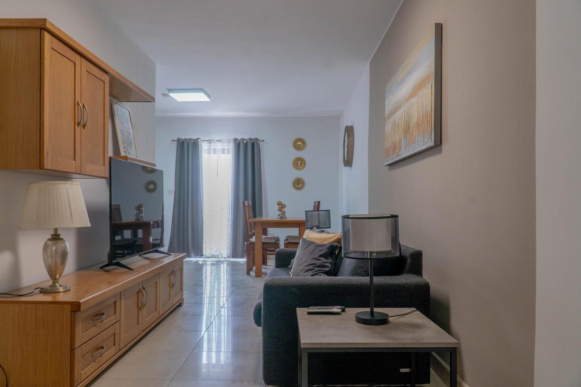 Apartment Newly Renovated In